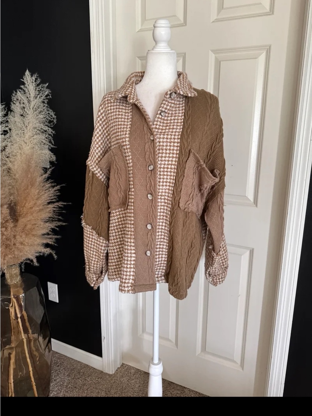 POL Pieced Gingham Jacket Size Oversized Small
Can fit up to a XL - Picture 7 of 12